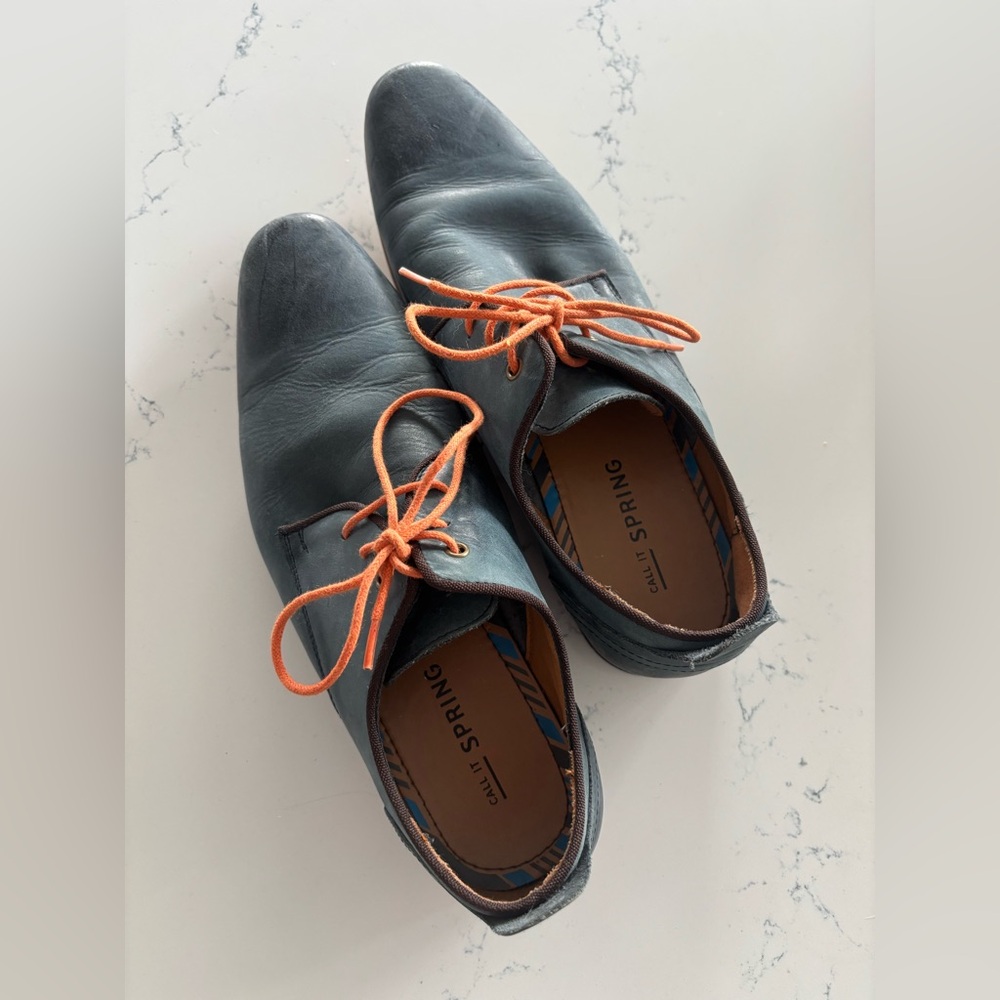 Blue dress shoes